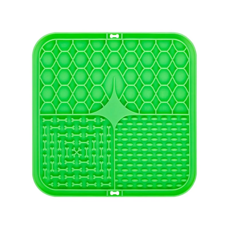 Silicone Lick Mat for Dogs – Fun & Engaging Mealtime Solution